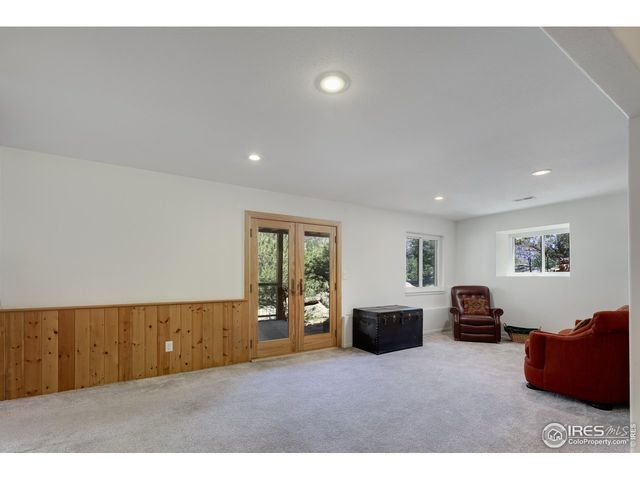 187 Wichita Rd, Lyons, CO 80540