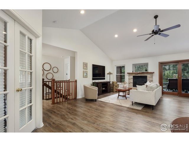 187 Wichita Rd, Lyons, CO 80540