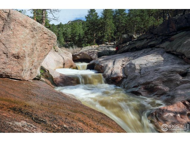 187 Wichita Rd, Lyons, CO 80540