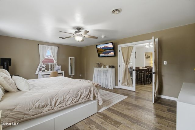 53 Sage Road, Waterford, NY 12188