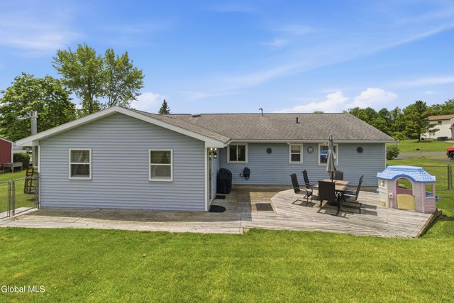 53 Sage Road, Waterford, NY 12188