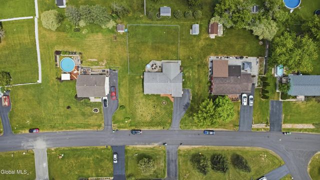 53 Sage Road, Waterford, NY 12188