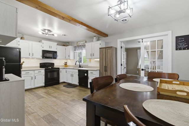 53 Sage Road, Waterford, NY 12188