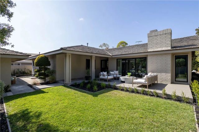 3620 Catamaran, Corona Del Mar, CA 92625