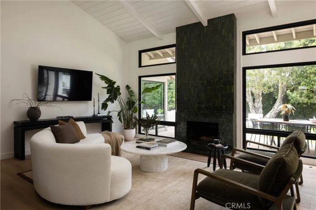 3620 Catamaran, Corona Del Mar, CA 92625