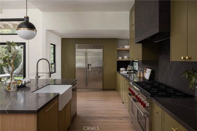 3620 Catamaran, Corona Del Mar, CA 92625