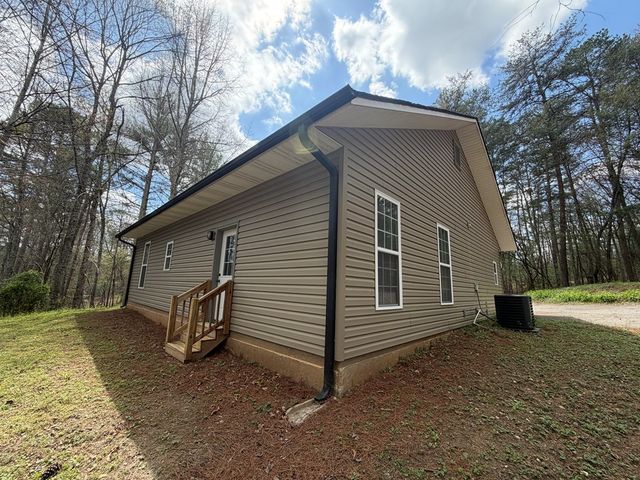 365 Ruby Lane, Mineral Bluff, GA 30559