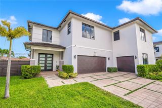 9121 NW 161st Terrace, Miami Lakes, FL 33018