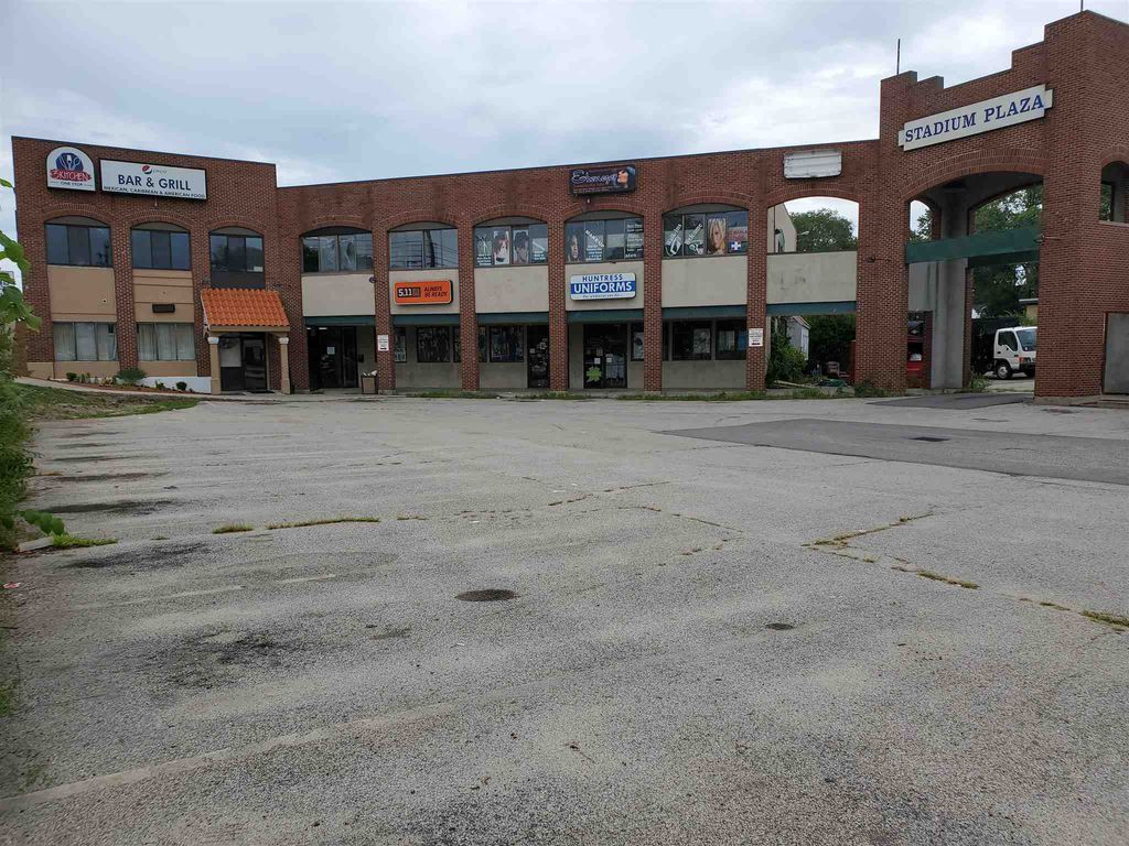 333 Valley Street, Manchester, NH 03103