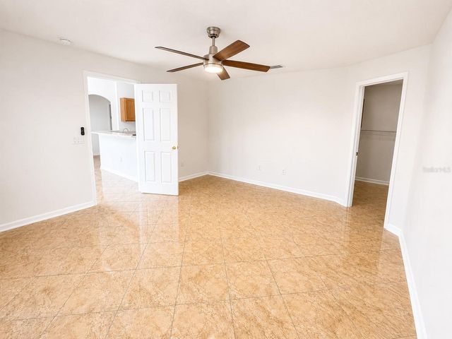 320 PARADISE WOODS PLACE, Davenport, FL 33896