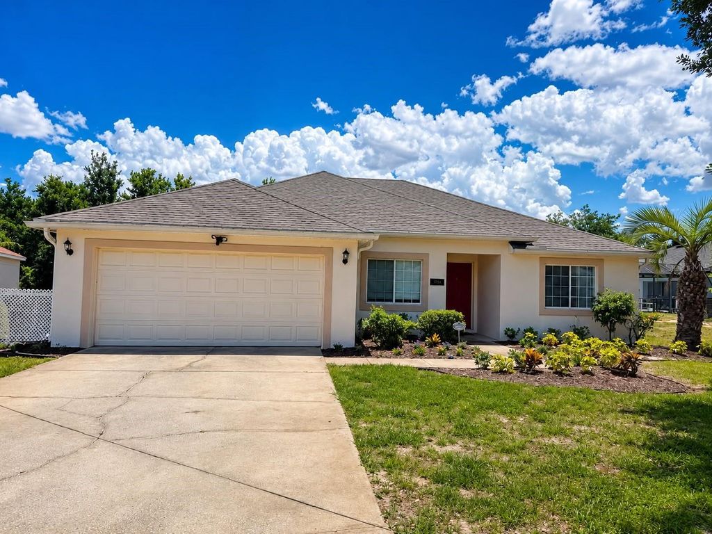 320 PARADISE WOODS PLACE, Davenport, FL 33896
