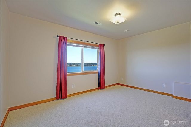 1081 Morgan Way, Camano Island, WA 98282