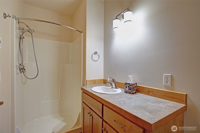 1081 Morgan Way, Camano Island, WA 98282