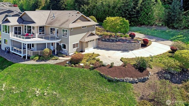 1081 Morgan Way, Camano Island, WA 98282