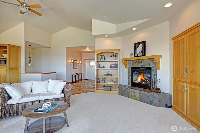 1081 Morgan Way, Camano Island, WA 98282