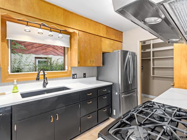 414 W 13th Street, Loveland, CO 80537