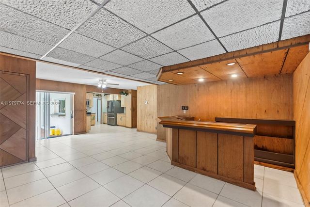 8310 SW 26th Pl, Davie, FL 33328