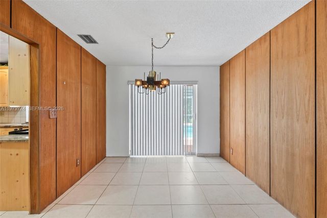 8310 SW 26th Pl, Davie, FL 33328