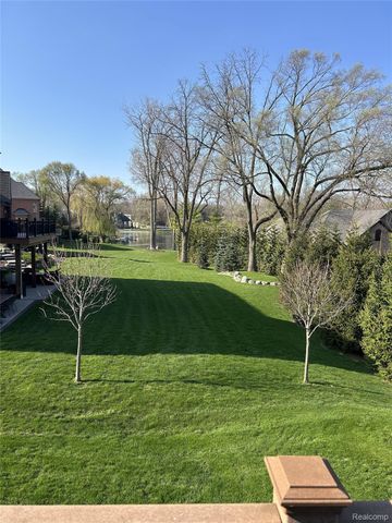58548 Cory Lake Drive, Washington Township, MI 48094