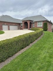 58548 Cory Lake Drive, Washington Township, MI 48094
