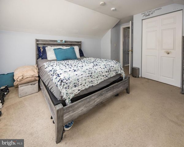 207 OLGA RD, Wilmington, DE 19805