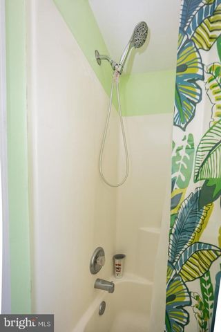 207 OLGA RD, Wilmington, DE 19805