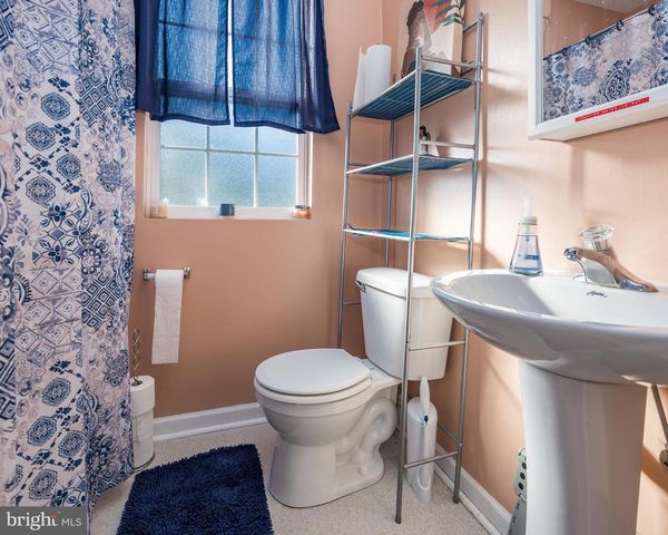 207 OLGA RD, Wilmington, DE 19805
