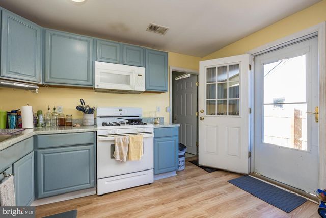 207 OLGA RD, Wilmington, DE 19805