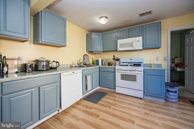 207 OLGA RD, Wilmington, DE 19805