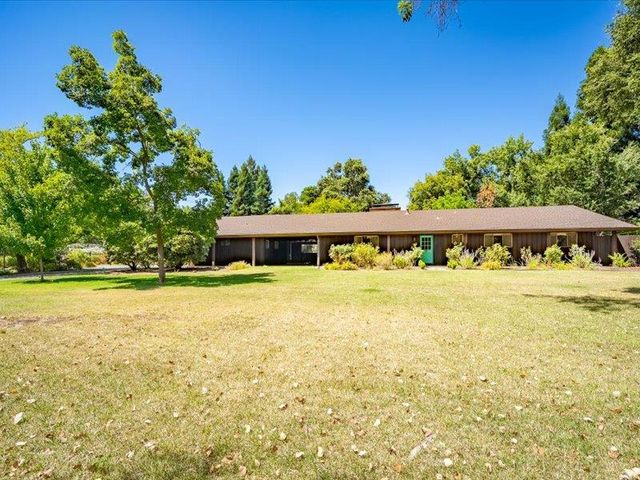 1340 Carter Rd, Sacramento, CA 95864