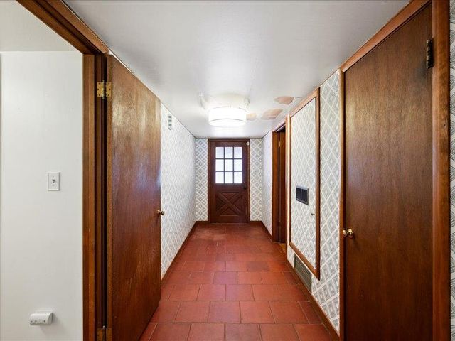 1340 Carter Rd, Sacramento, CA 95864