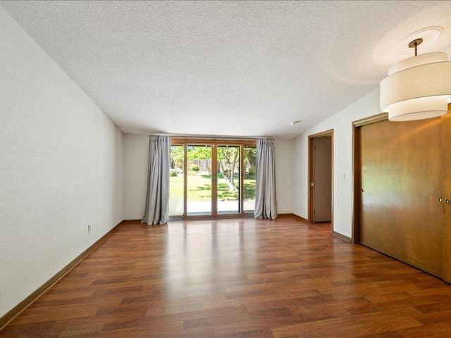 1340 Carter Rd, Sacramento, CA 95864