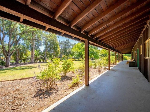 1340 Carter Rd, Sacramento, CA 95864