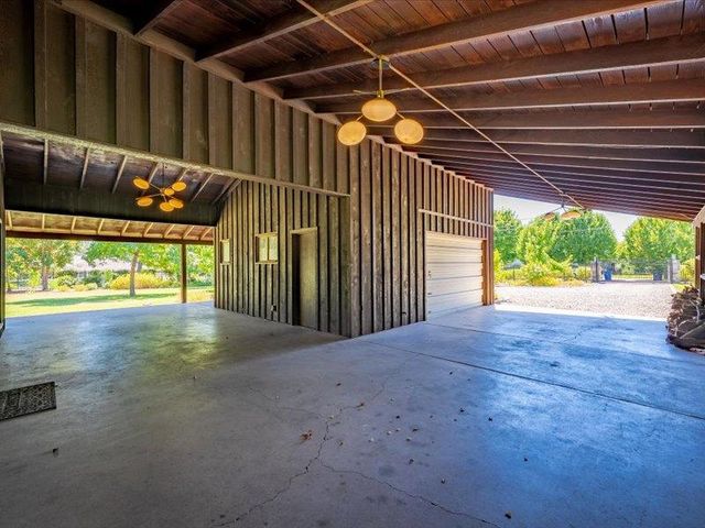 1340 Carter Rd, Sacramento, CA 95864