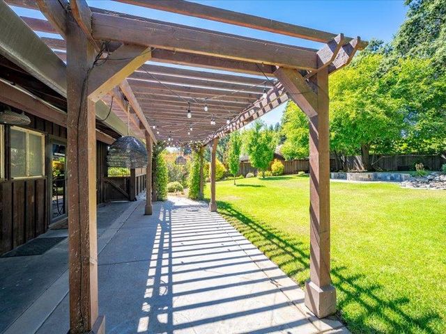 1340 Carter Rd, Sacramento, CA 95864