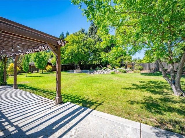 1340 Carter Rd, Sacramento, CA 95864