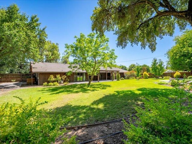 1340 Carter Rd, Sacramento, CA 95864