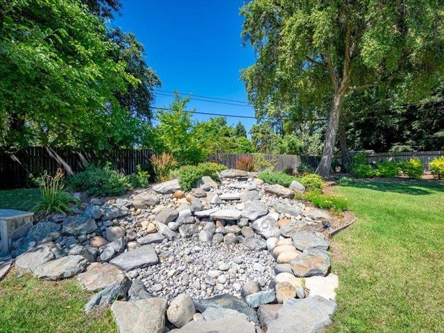 1340 Carter Rd, Sacramento, CA 95864