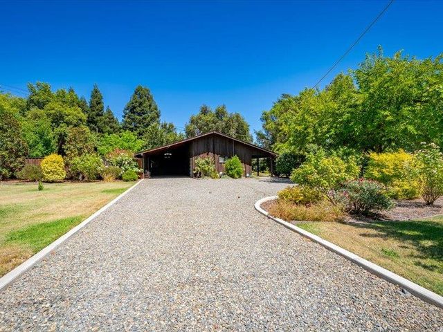 1340 Carter Rd, Sacramento, CA 95864