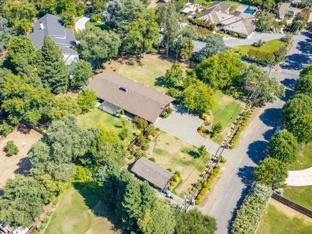 1340 Carter Rd, Sacramento, CA 95864