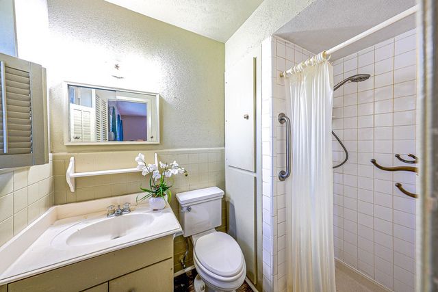 734 Kingswood Avenue, Richardson, TX 75080