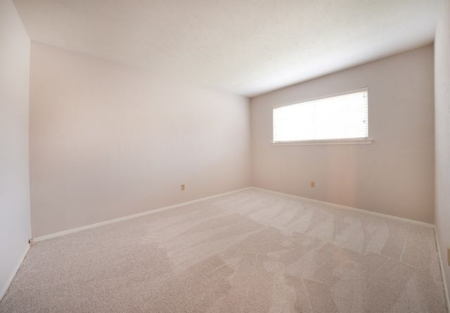 734 Kingswood Avenue, Richardson, TX 75080