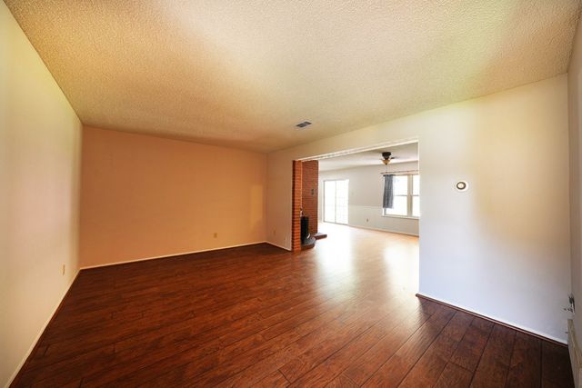 734 Kingswood Avenue, Richardson, TX 75080