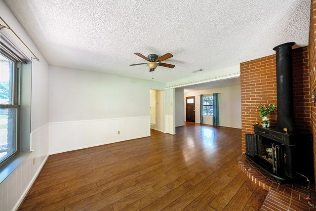 734 Kingswood Avenue, Richardson, TX 75080