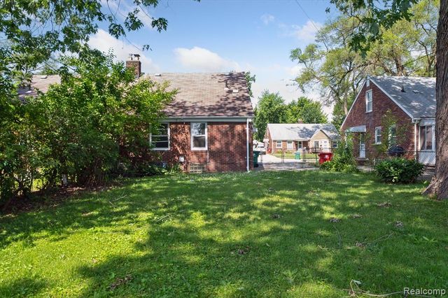 23772 Brittany Avenue, Eastpointe, MI 48021