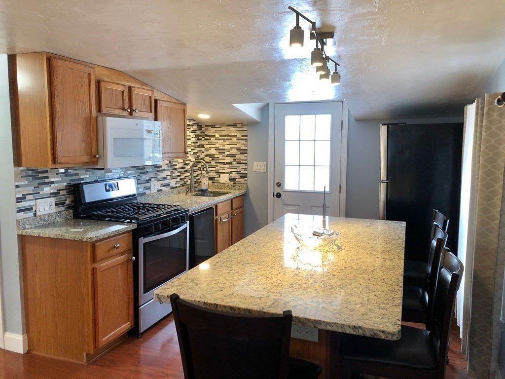 14 Union St. 2, Quincy, MA 02169