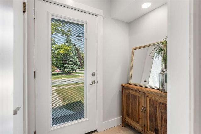 936 Superior Street, South Haven, MI 49090