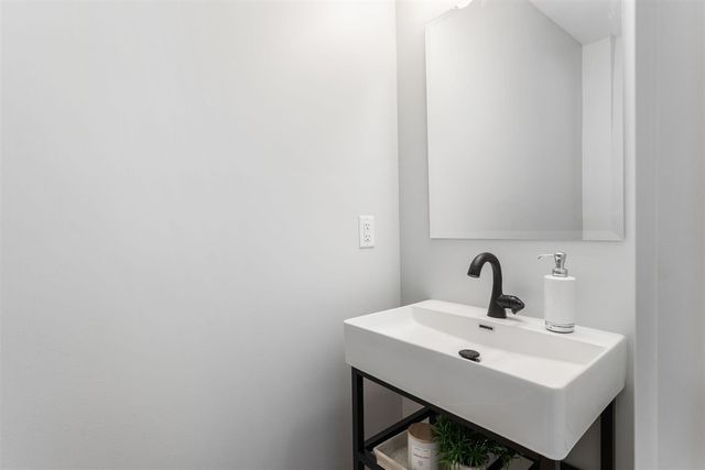 936 Superior Street, South Haven, MI 49090