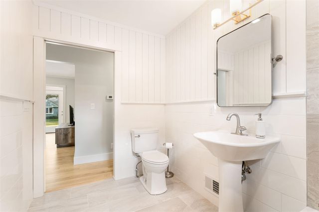 936 Superior Street, South Haven, MI 49090