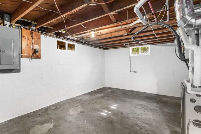 936 Superior Street, South Haven, MI 49090